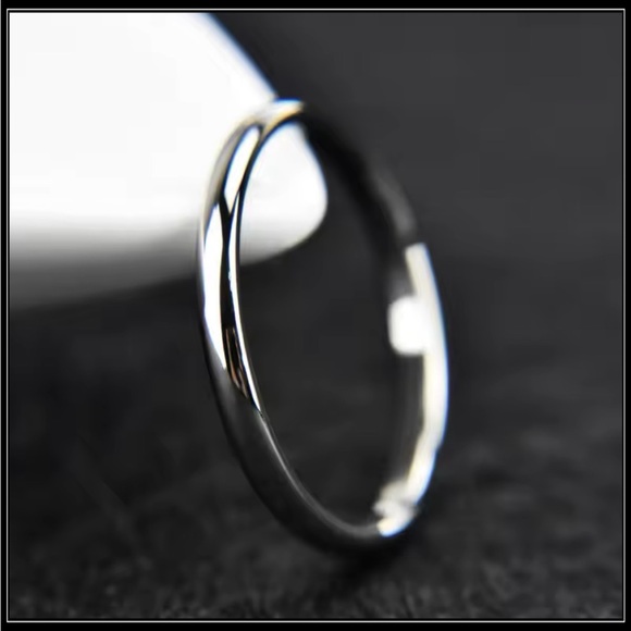 SILVER SIMPLE MINIMALIST PROMISE ENGAGEMENT WEDDING BAND RING - Picture 6 of 7